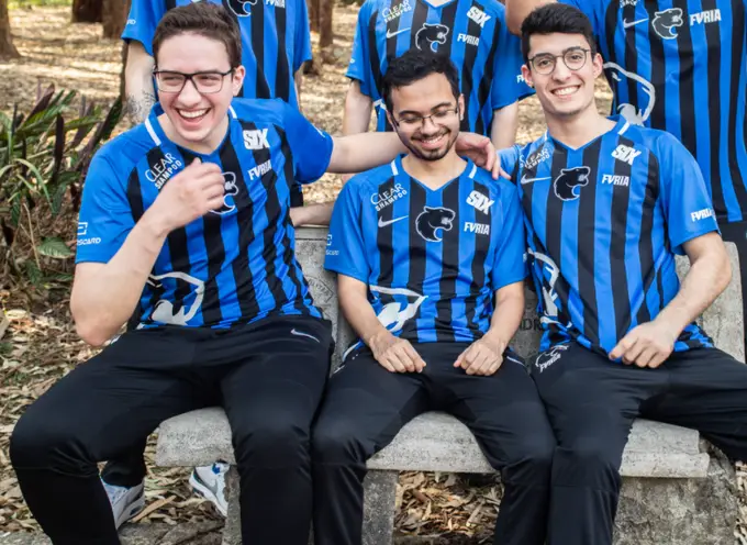 R6: FURIA e INTZ se classificam para o qualificatório sul-americano do Six Invitational 2021