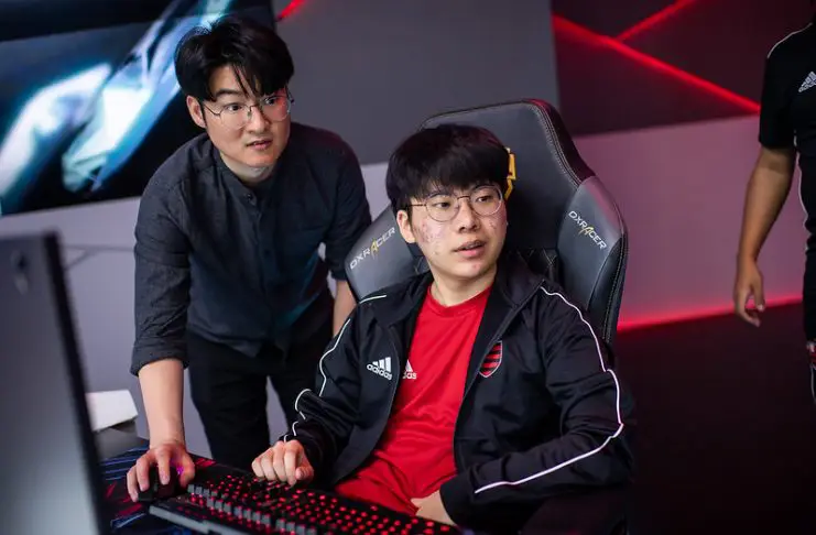 LoL: ex-coach do Flamengo, Stardust fecha com a T1 para compor a comissão técnica