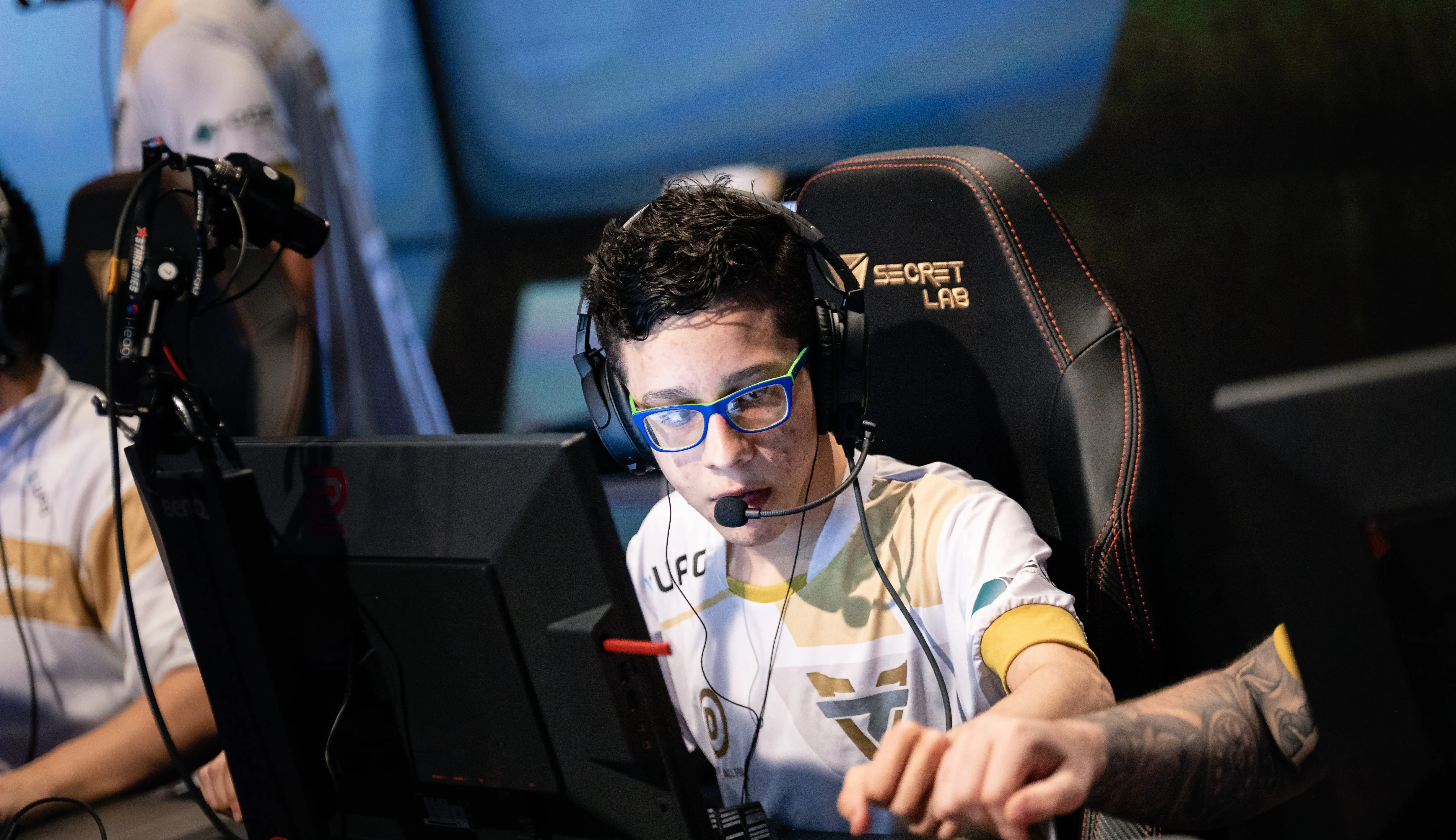 CS:GO: Team oNe se despede de b4rtin e cky
