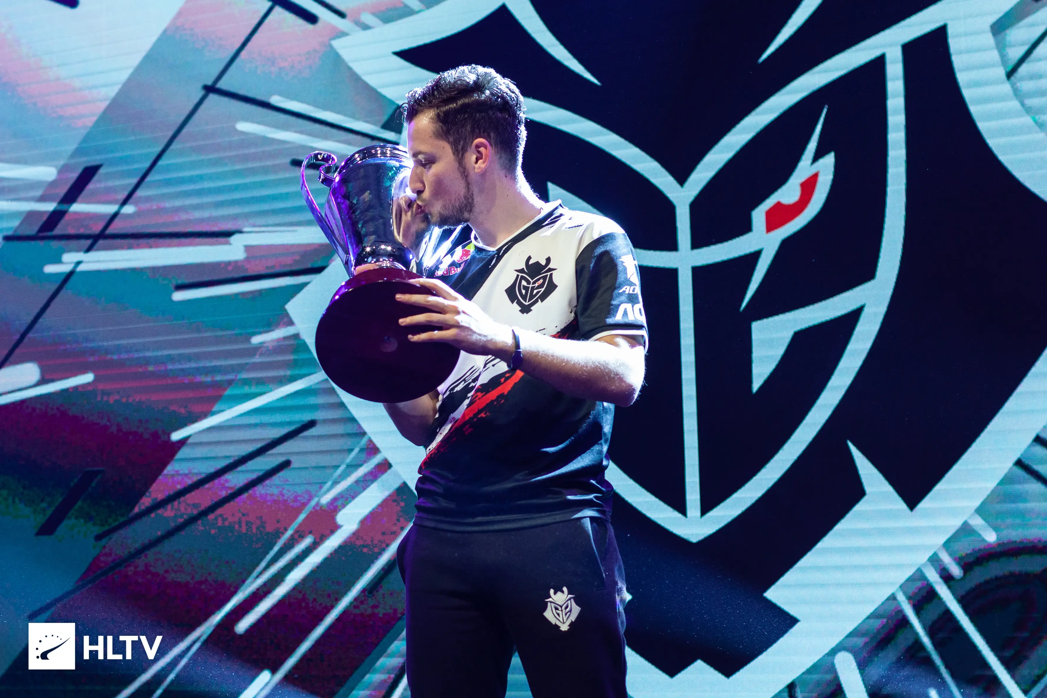 CS:GO: huNter- é eleito o 13º melhor jogador do mundo de 2020 1 CS:GO: huNter- é eleito o 13º melhor jogador do mundo de 2020