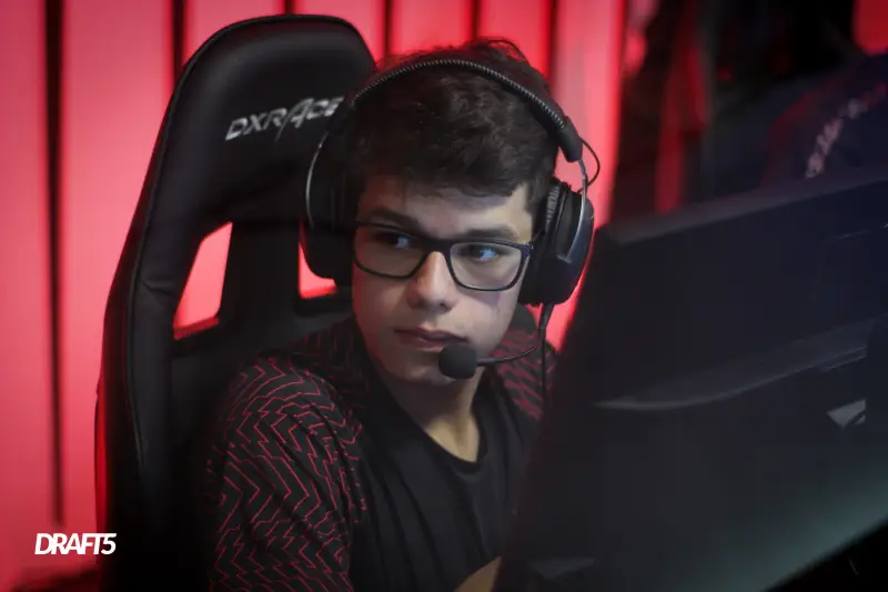 CS:GO: Yeah anuncia a saída de dumau