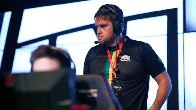 CS:GO Valve bane treinadores que utilizaram o “bug do coach” e zera os pontos RMR