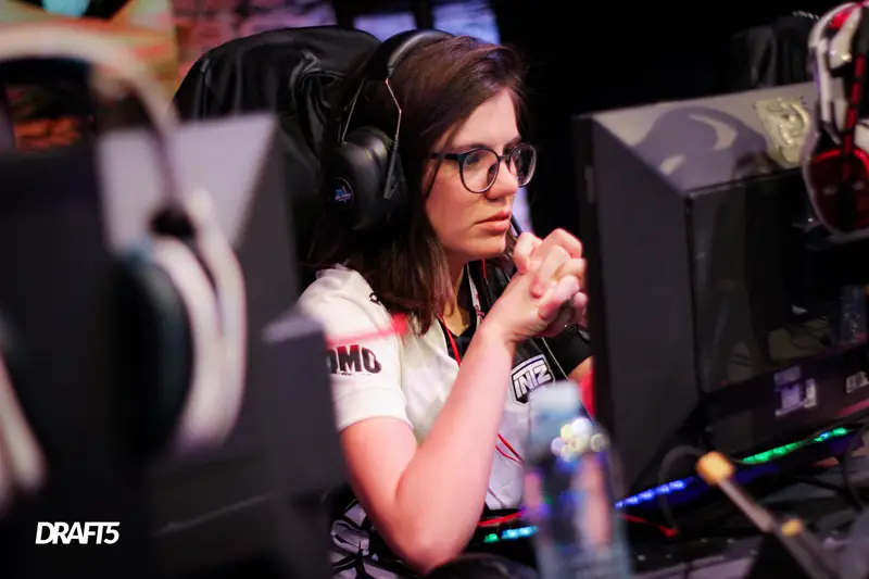 CS:GO: Escalação feminina da 9z Team deixa organização e está livre no mercado de transferências