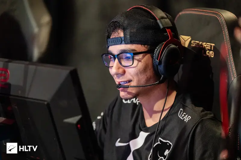 CS:GO: HEN1 pede para sair e FURIA banca o jogador