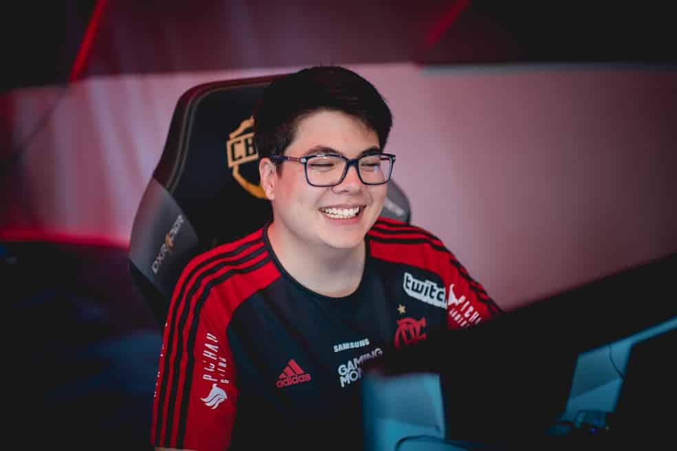 LoL: esA acerta sua volta ao Flamengo para analisar partidas da equipe