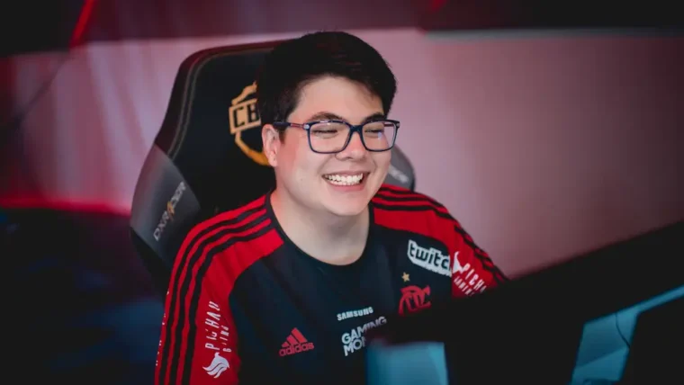 LoL: esA acerta sua volta ao Flamengo para analisar partidas da equipe