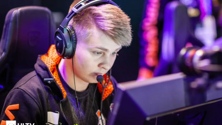 cs_summit 7: Virtus.pro vence Fnatic e é campeã