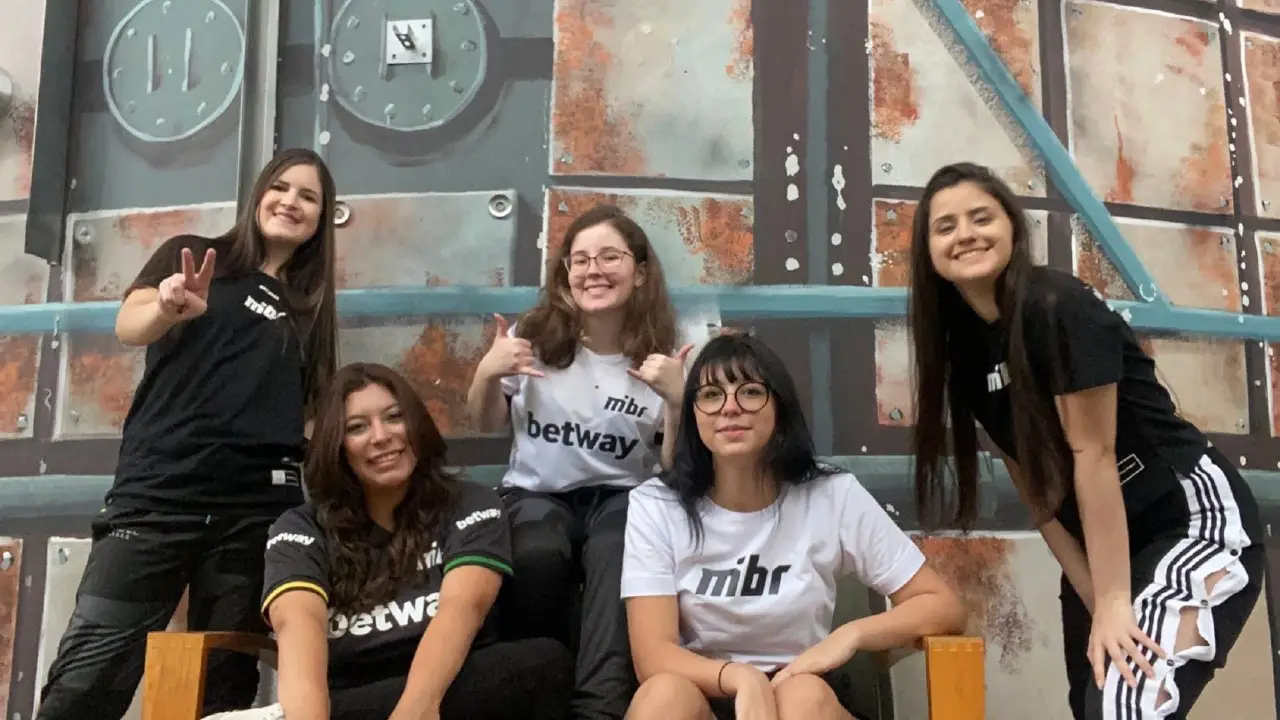 MIBR CS Fem