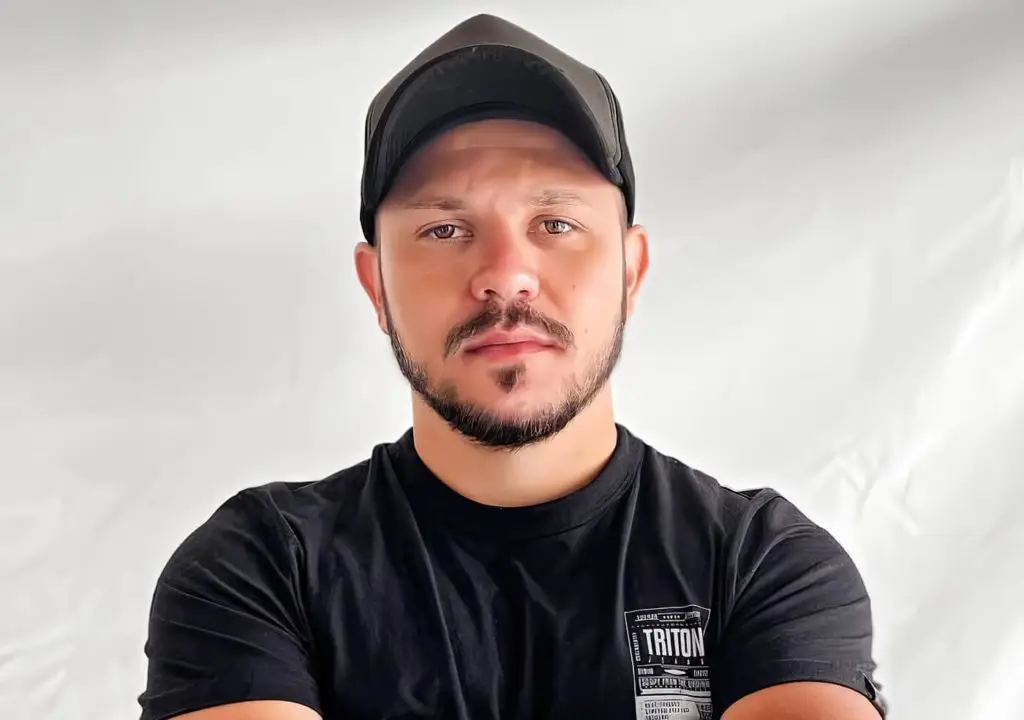 Altman é anunciado novo coach da equipe de Free Fire da FURIA
