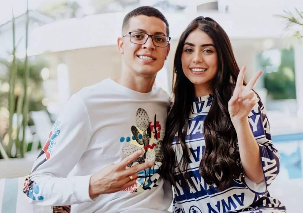 Raja nova influencer do Fluxo