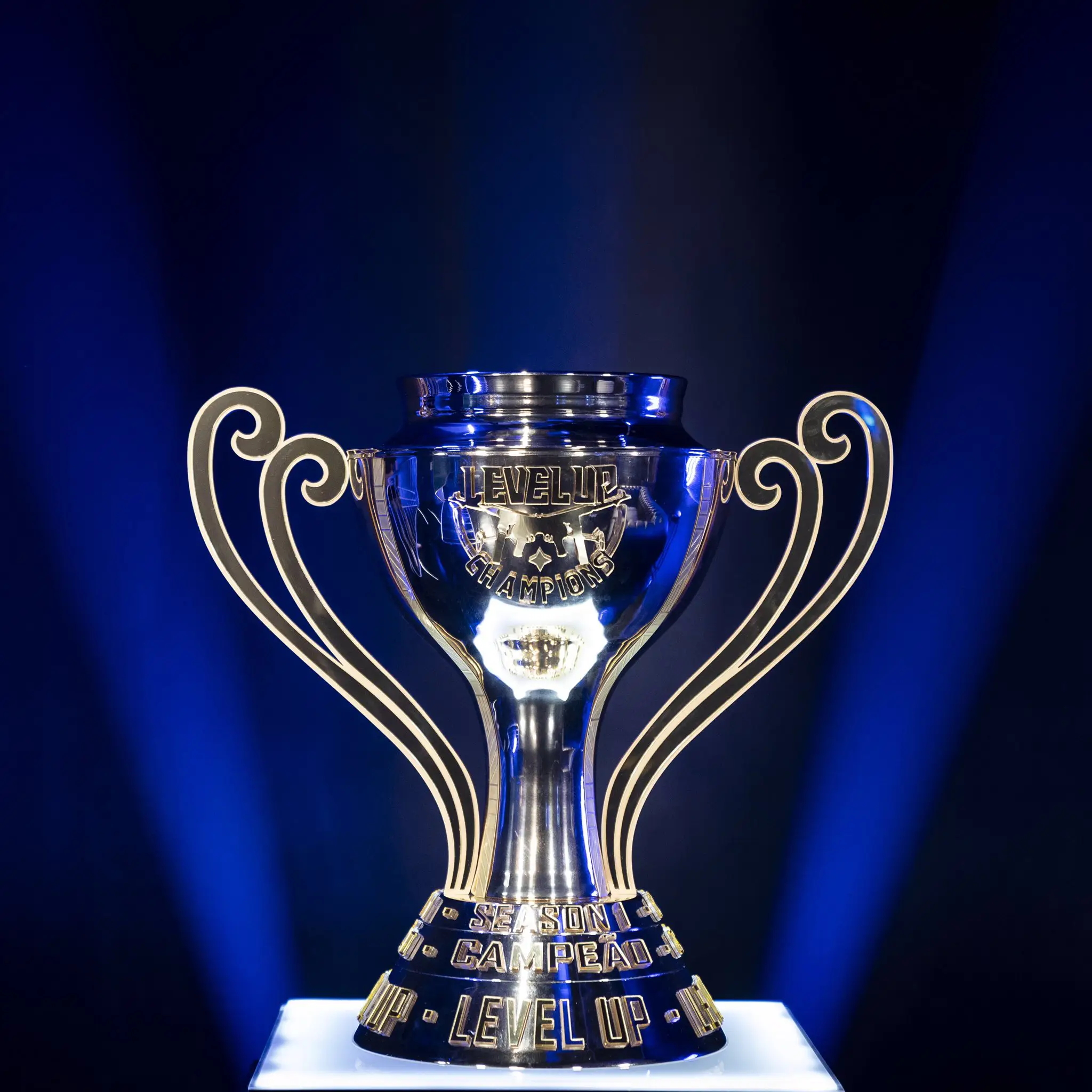 Dollars vence a Level up Champions