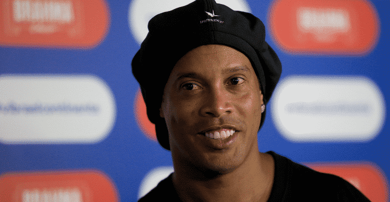 Ronaldinho Gaúcho se insere no Free Fire com Copa R10, seu primeiro campeonato do battle royale