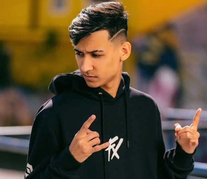 Bak é a nova contratação para a equipe de emulador do Fluxo