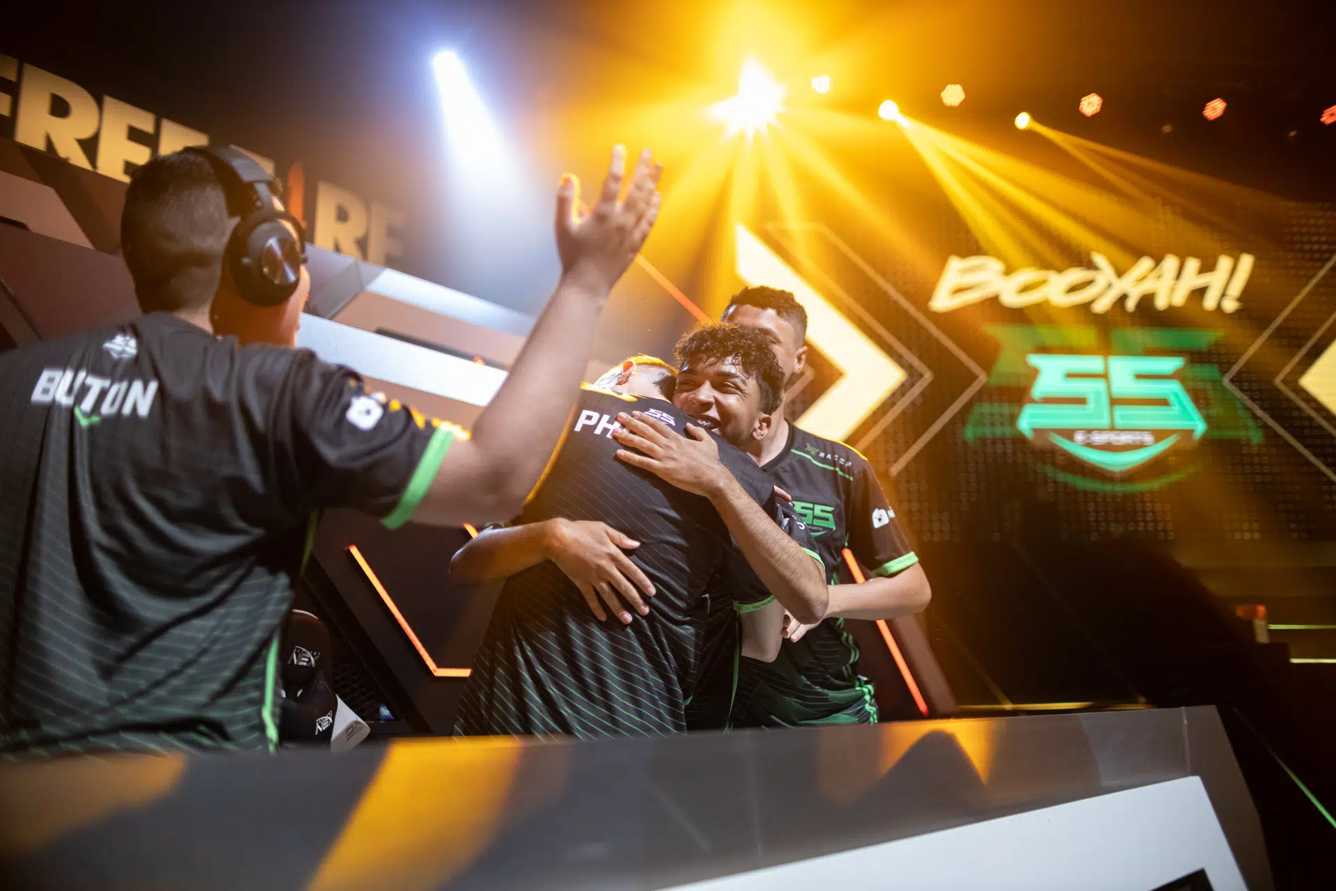 Miners e SS se destacam com dobradinhas