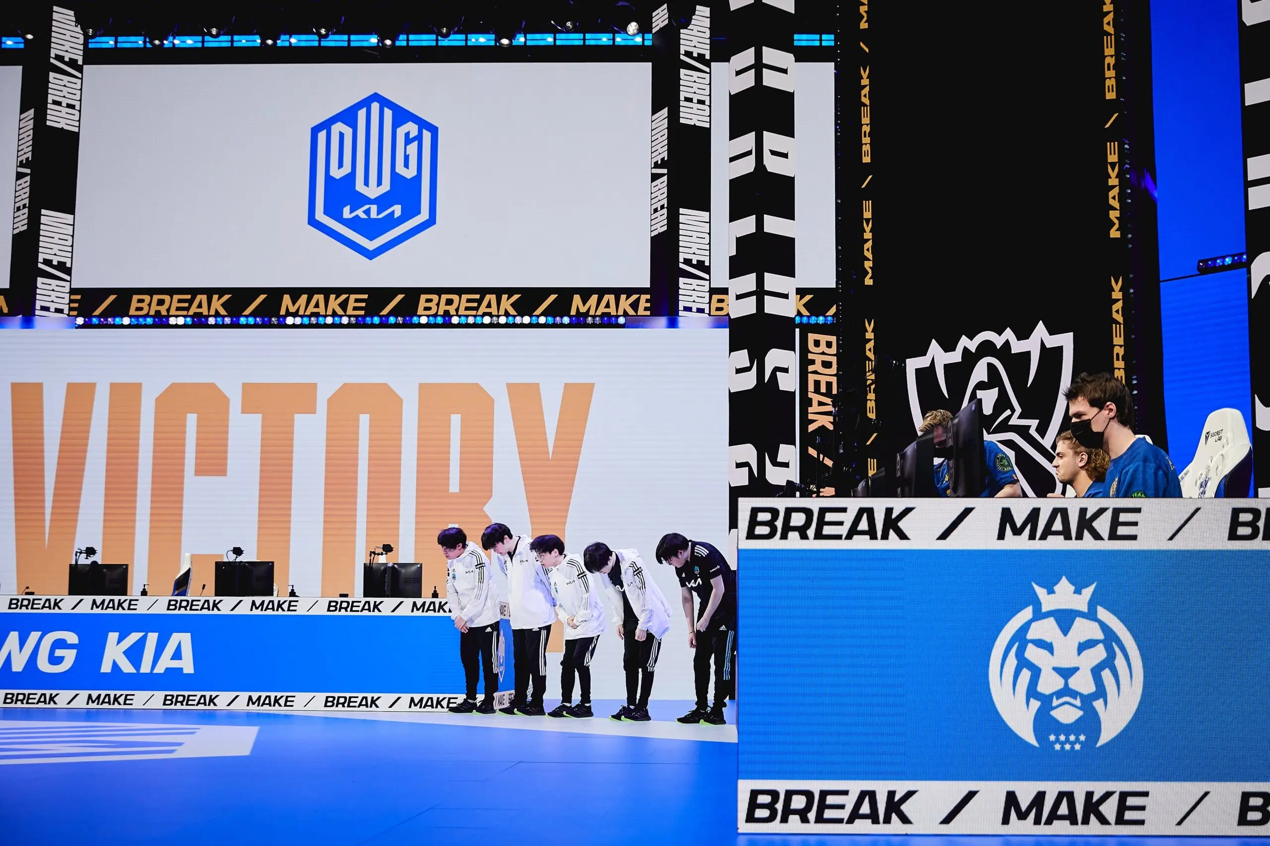 DWG KIA está nas semifinais do Worlds 2021