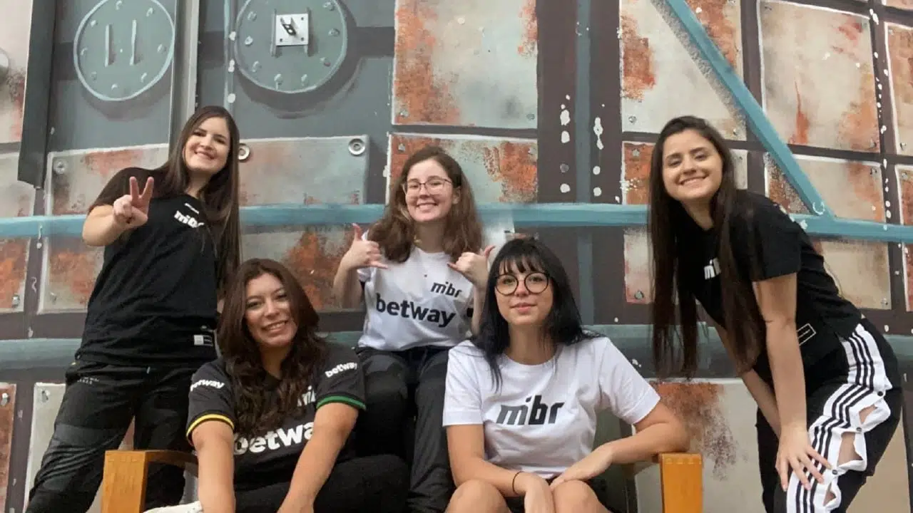 CS:GO: MIBR pensa em levar time feminino para o VALORANT, diz site; org não se manifesta