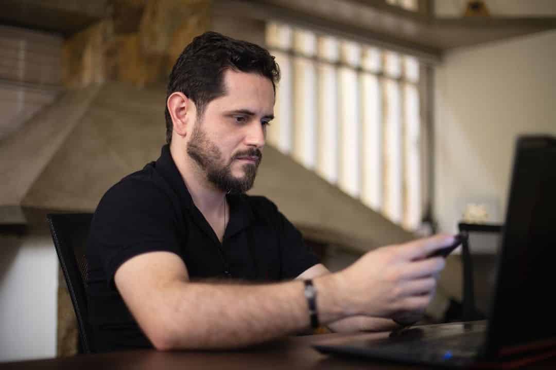 Qual é o trabalho de um agente de streamers? Entenda com Tiago Xisto da Vivo Keyd