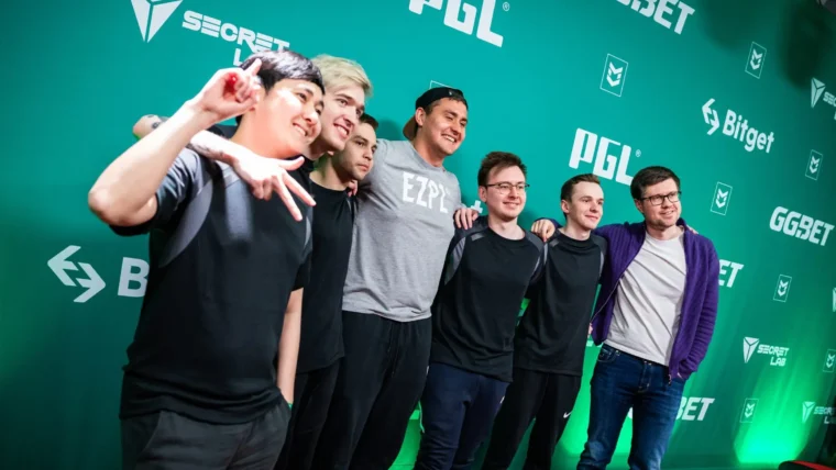 CS:GO: Cloud9 volta ao Counter-Strike com antiga line-up da Gambit