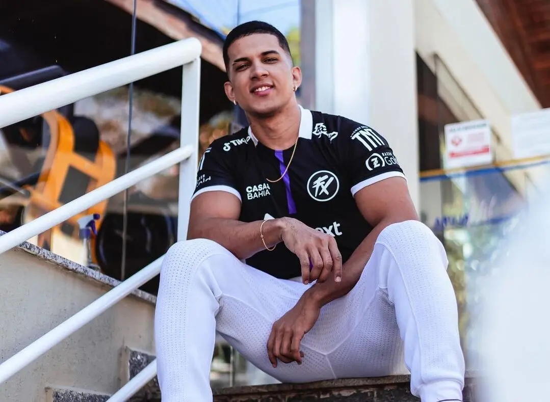 FF: Hudson deixa a Los Grandes e agora é influenciador no Fluxo
