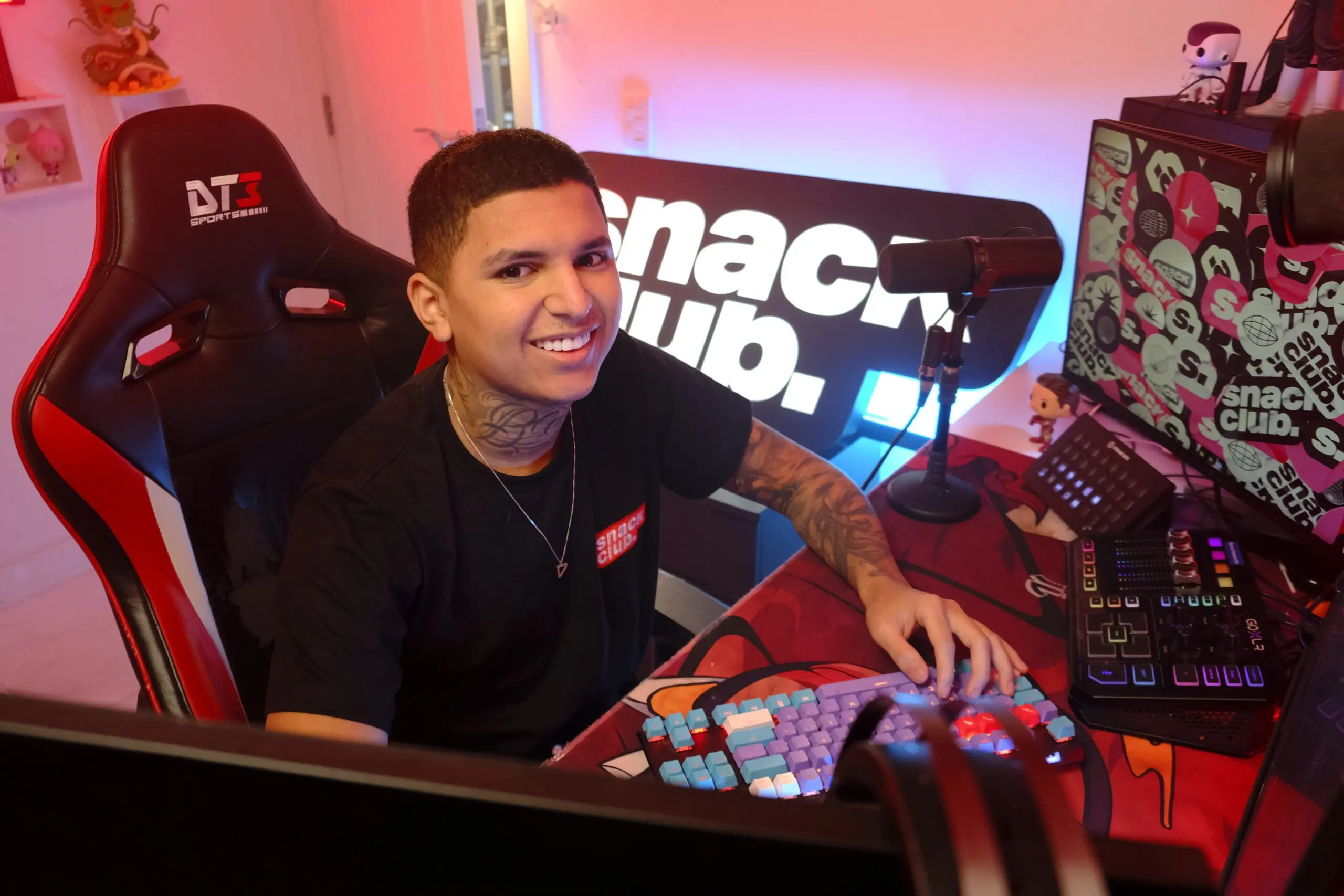 FF: Eltin é o novo embaixador da SNACKCLUB, a irmã da LOUD