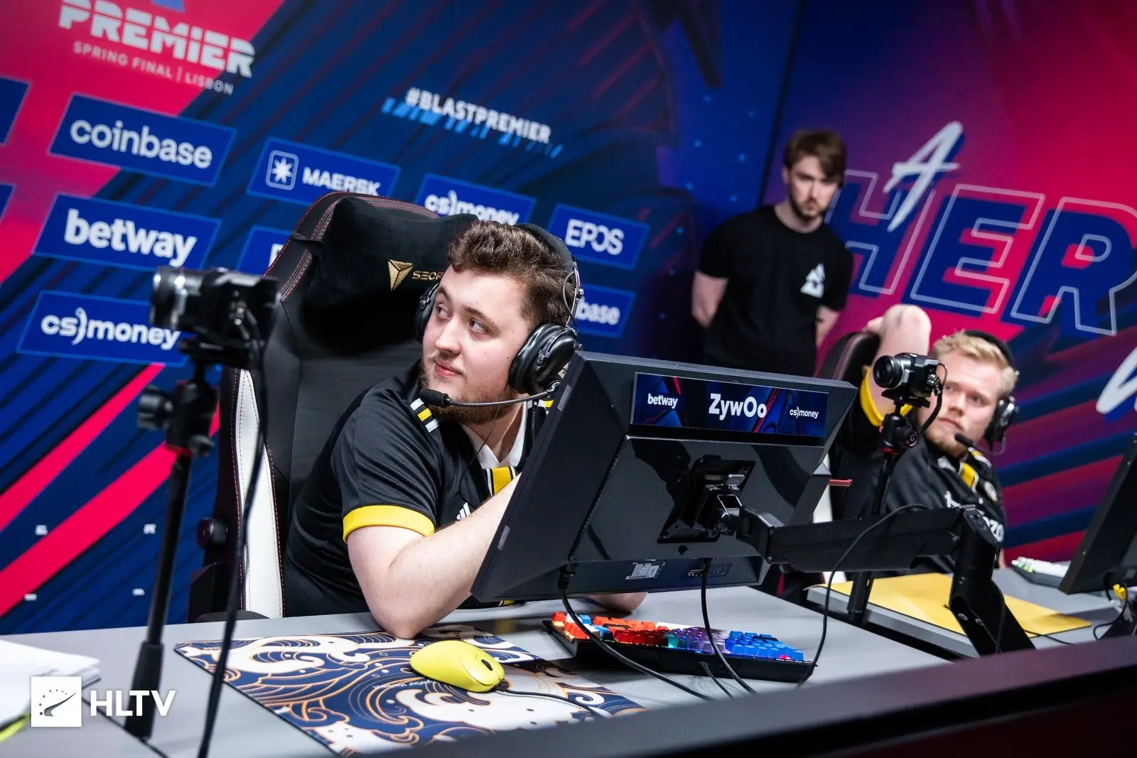 As 4 melhores plays da semi entre G2 e Vitality na BLAST 2022