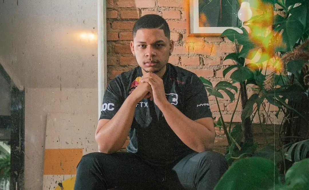 Qual país tem mais pro players de LoL?