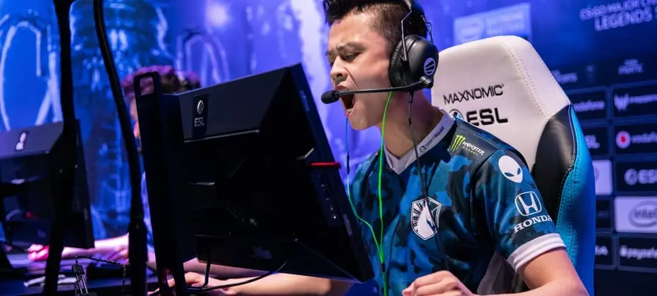 CS:GO registra pico de 1.1 milhão de jogadores simultâneos