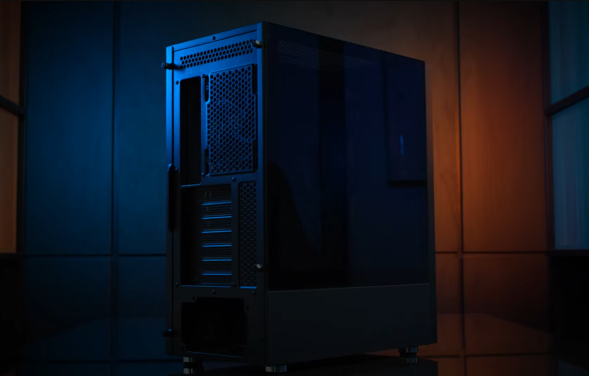 Pichau apresenta ALCOR II RBG, um gabinete mech com muito espaço