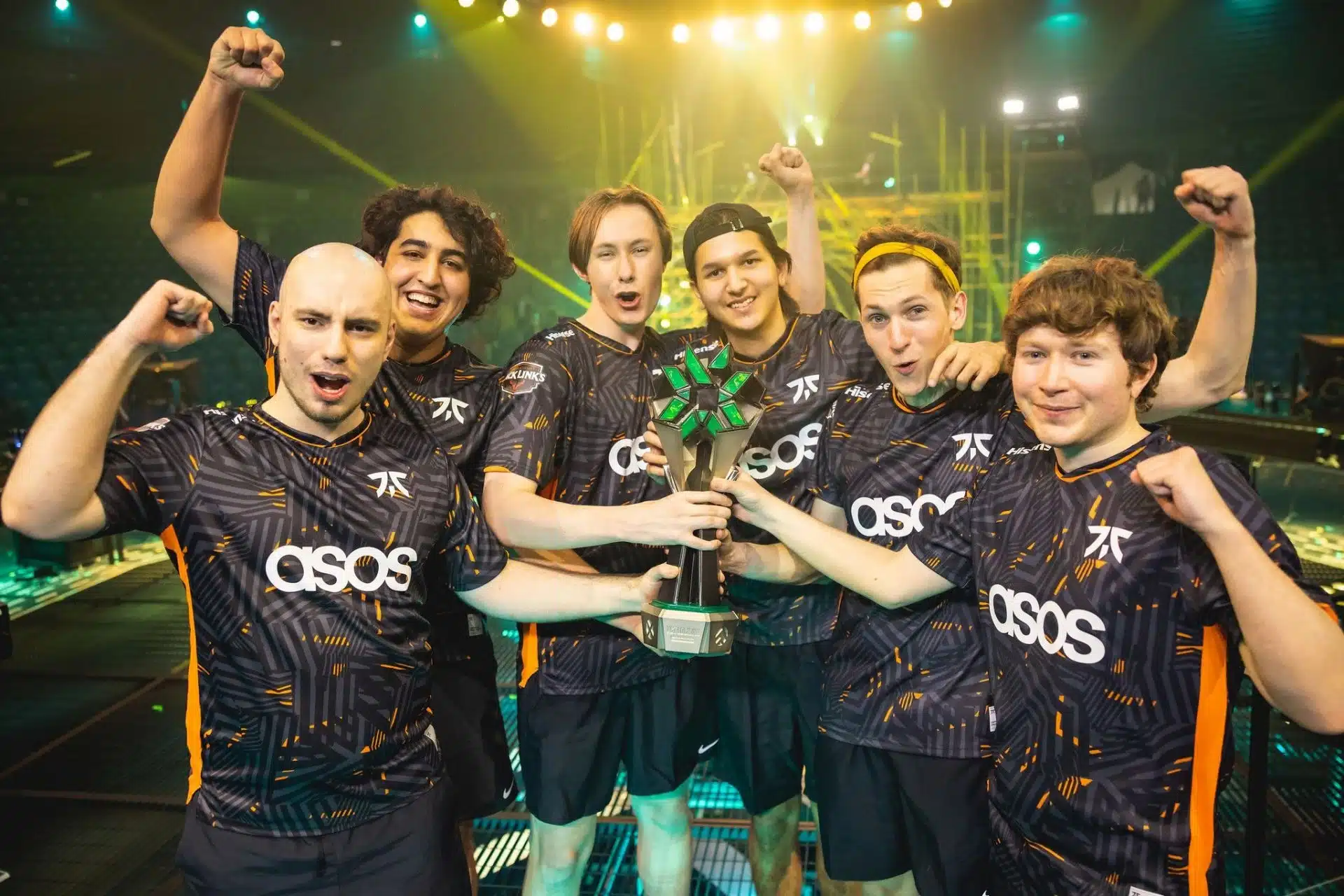 FNATIC bate LOUD e fica com o título do VALORANT LOCK//IN