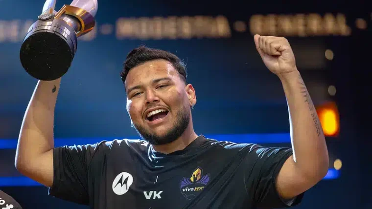 FF: Fluxo encaminha a contratação de Deadgod