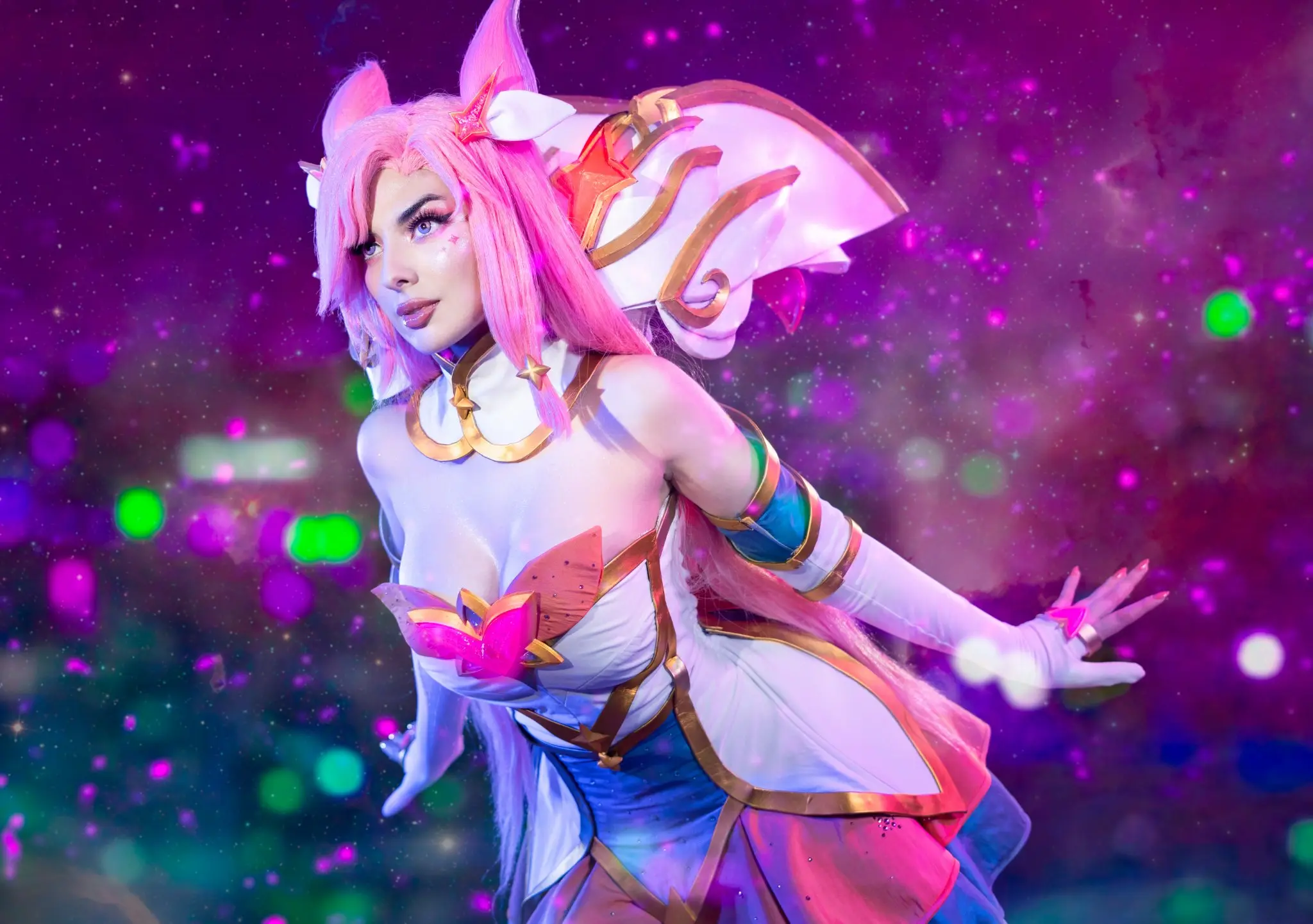 Cosplayer recria visual de Kai’Sa Guardiã Estelar com direito a vídeo