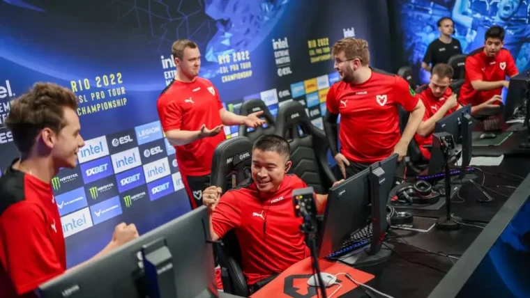 Paris Major 2023: MOUZ, GamerLegion e Liquid terminam o dia com duas derrotas