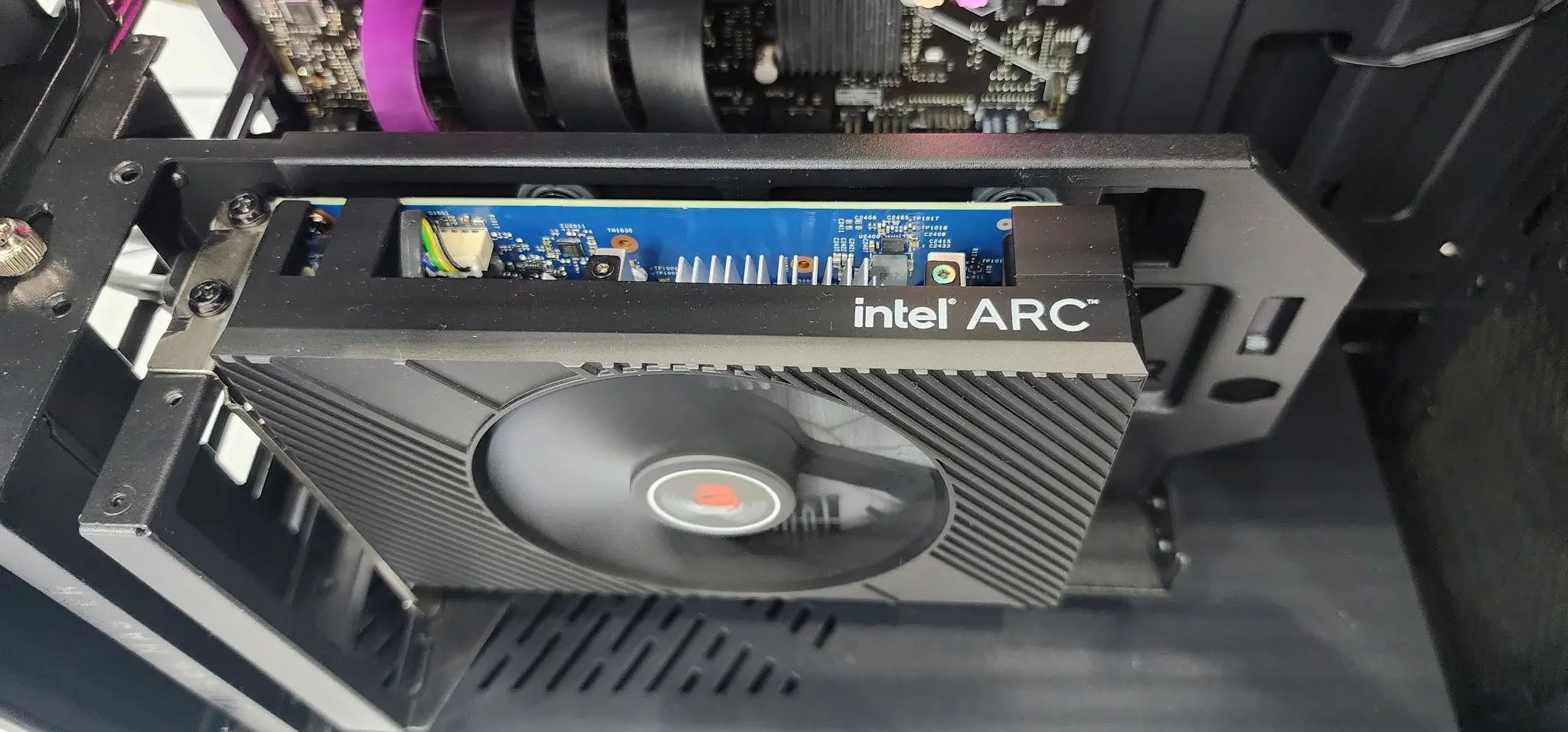 Biostar revela sua primeira GPU Intel Arc