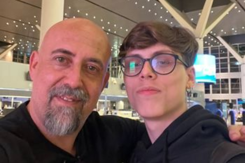 “Ser pai é entender, guiar, abrir mão pelo futuro de seu filho” afirma Carlos Eduardo, pai de qck