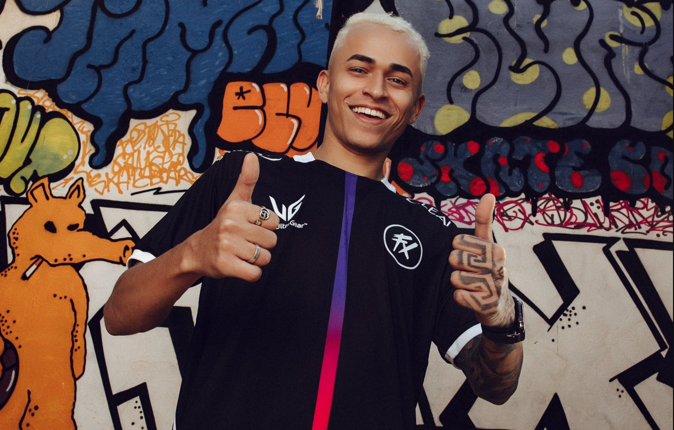 LoL: Fluxo anuncia a contratação de Mucalol