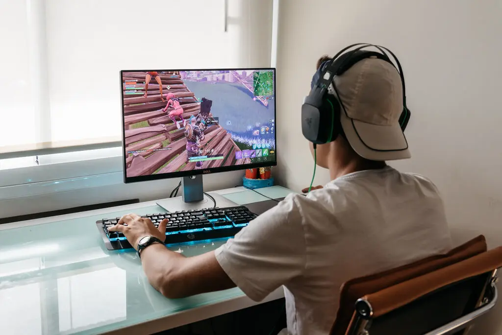 como jogar fortnite
