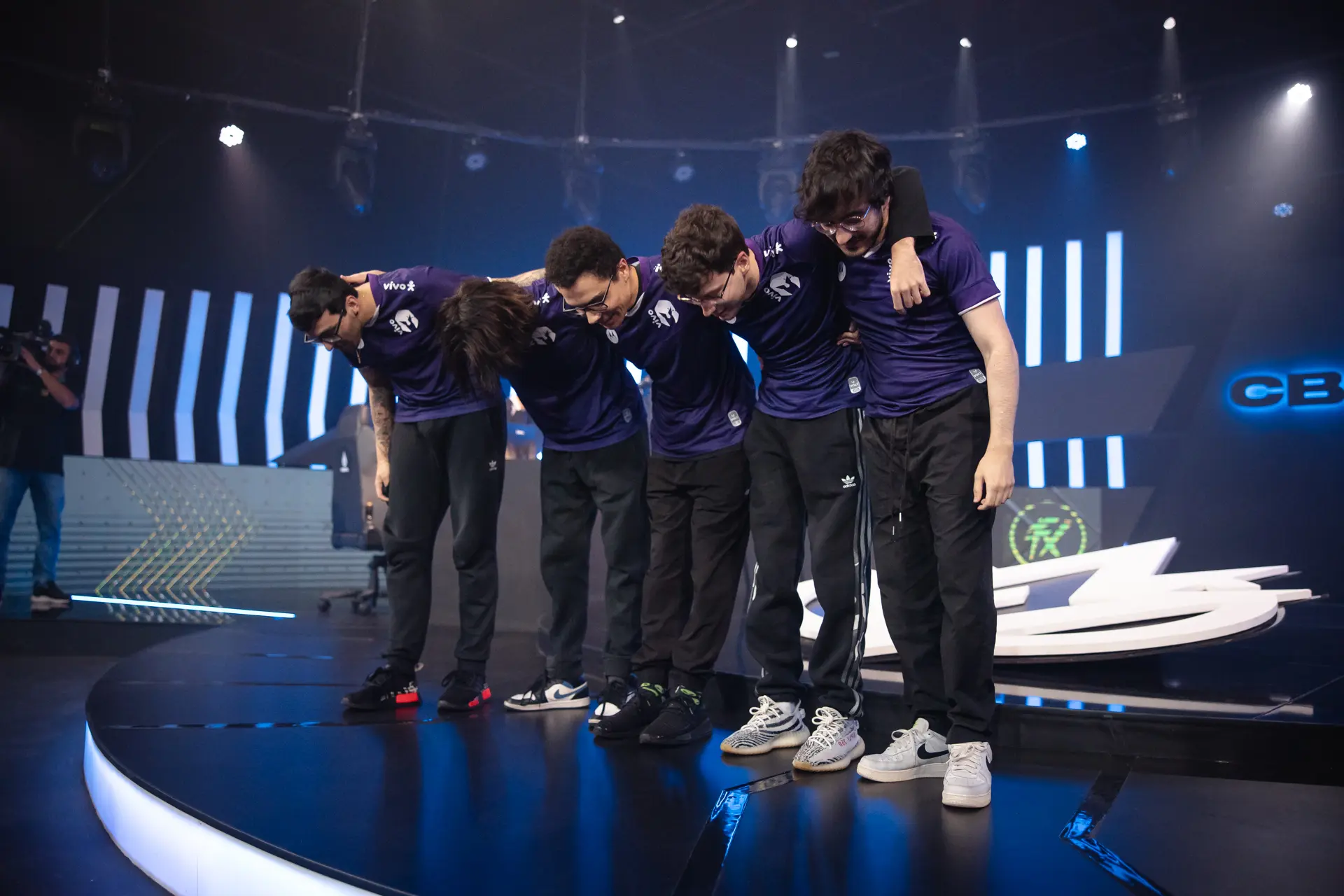 LoL: VKS teria colocado todos os jogadores à venda, segundo insider