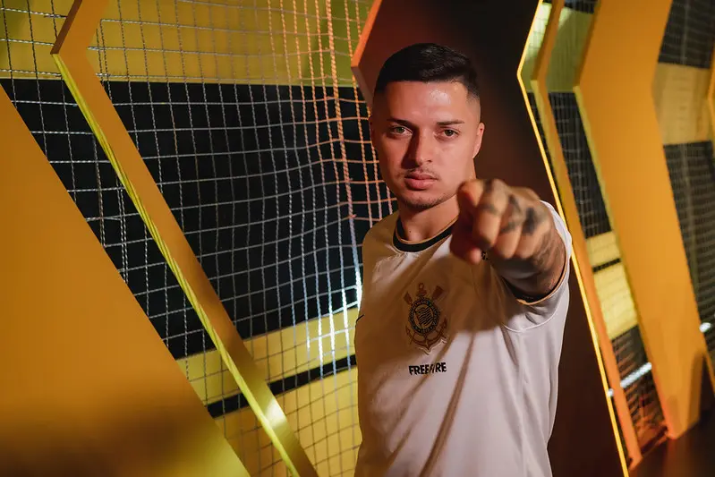 FF: Jogador alega salários atrasados no Corinthians
