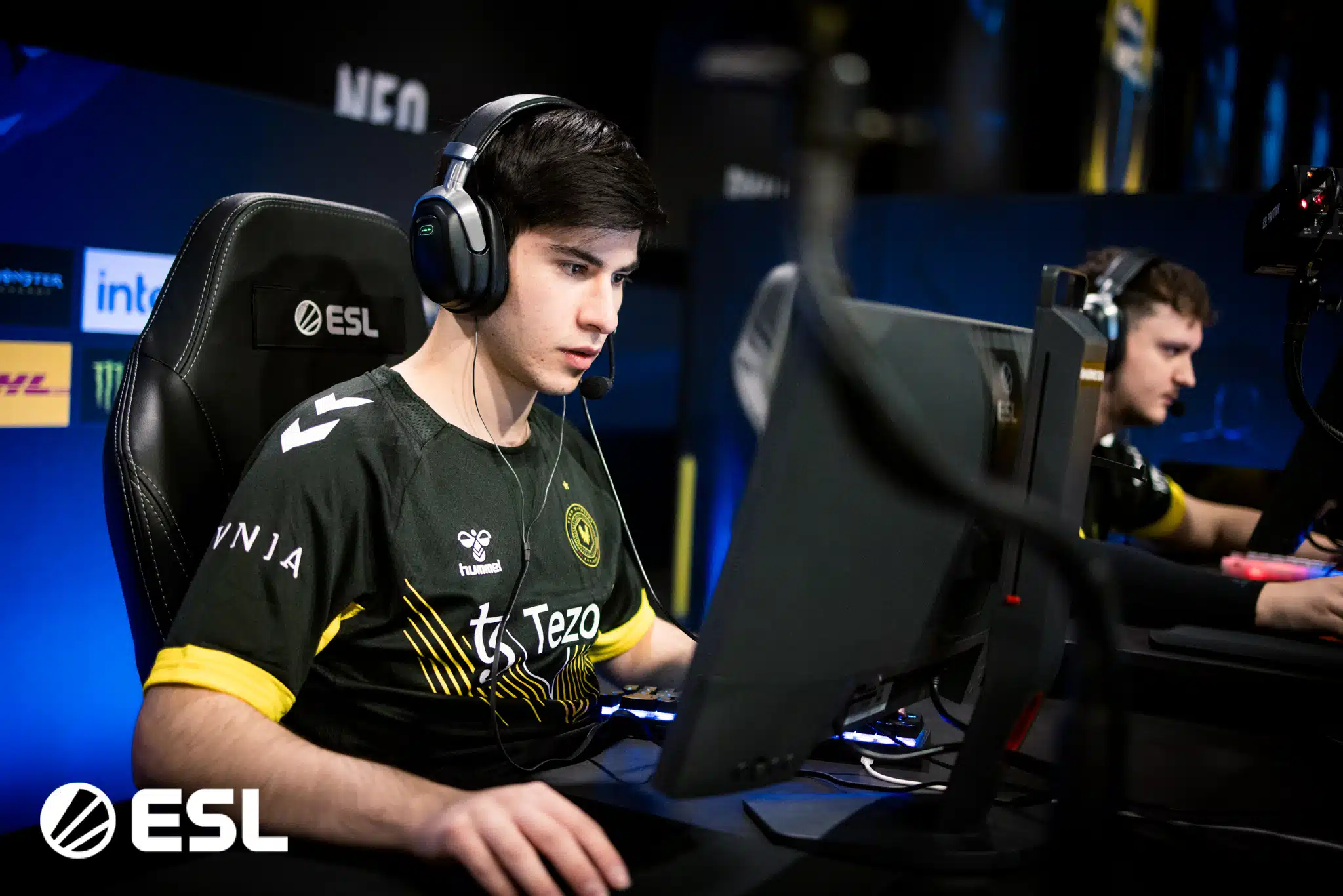 CS2: Eternal Fire, FaZe, Spirit, Complexity e ENCE avançam rumo aos playoffs da IEM Katowice 2024