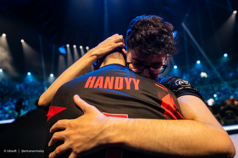 Entre Irmãos: A trajetória dos gêmeos no Six Invitational 2024 1 Entre Irmãos: A trajetória dos gêmeos no Six Invitational 2024