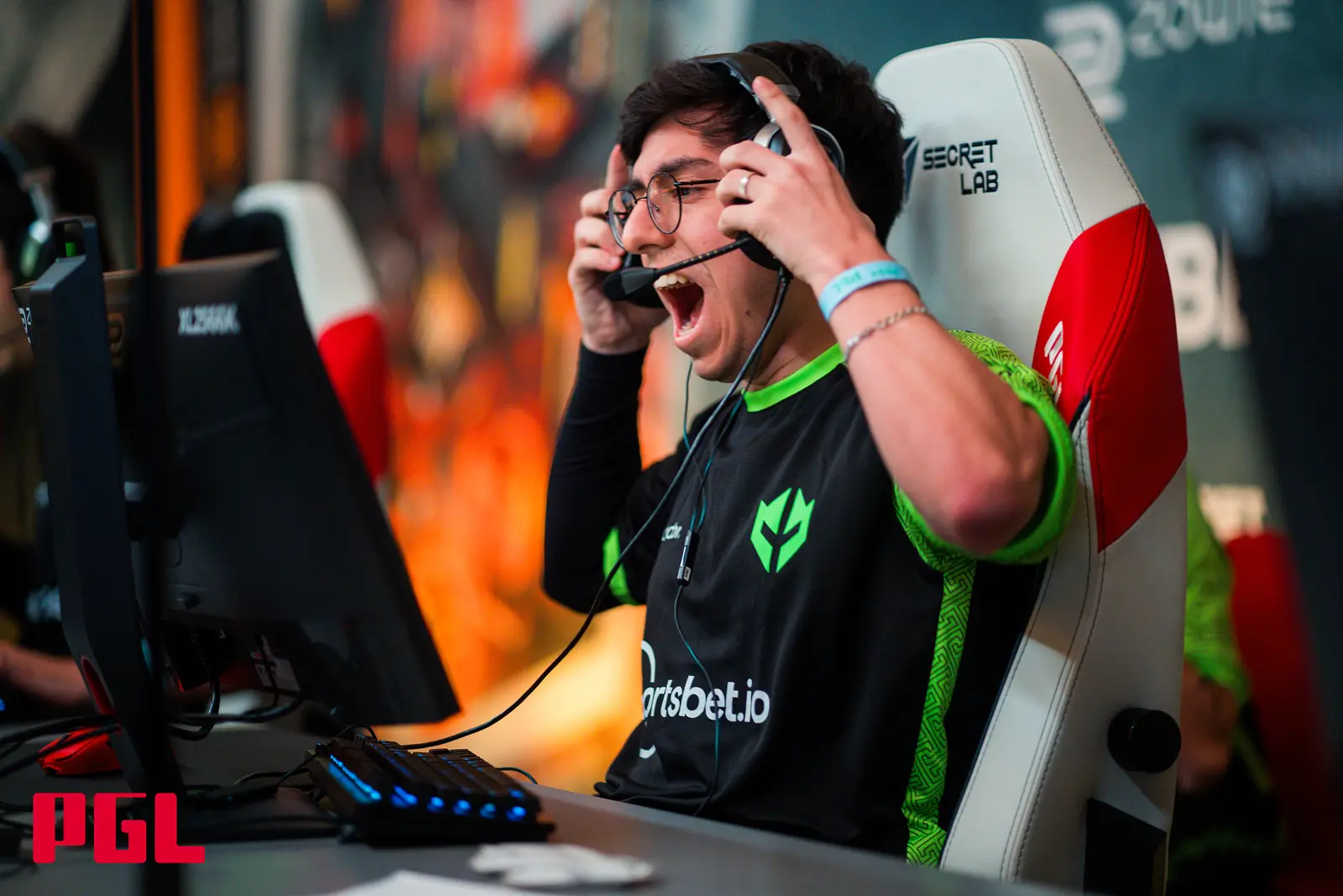CS2: Imperial estreia com vitória contra clássico europeu na segunda fase do Major Copenhagen 1 Lucas "decenty" Bacelar. jogador profissional de Counter-Strike (CS2) vestindo a camisa da Imperial.