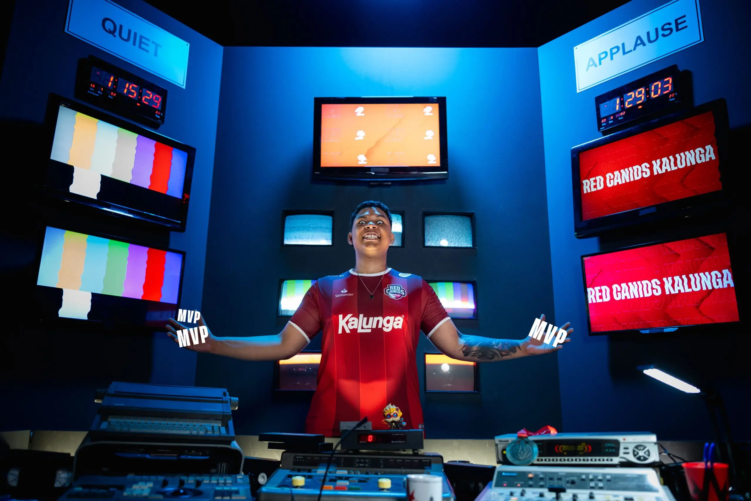 CBLOL: fNb faz jogadaça de Rumble