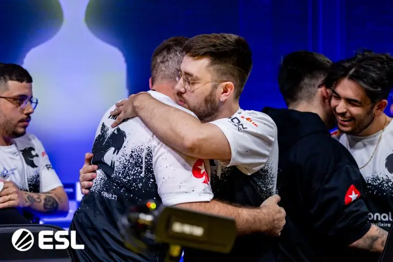 CS2: FalleN rasga elogios ao arT
