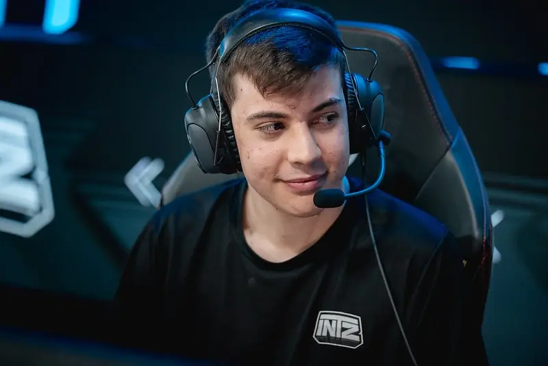LoL: Após split desafiador, INTZ sofre baixa no elenco
