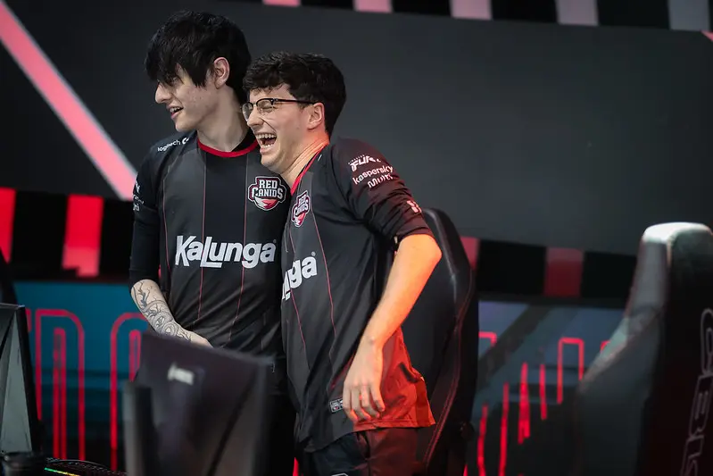 CBLOL: Red Canids e LOUD avançam para os playoffs, quatro times em batalha pelas duas últimas vagas 1 CBLOL: Red Canids e LOUD avançam para os playoffs, quatro times em batalha pelas duas últimas vagas