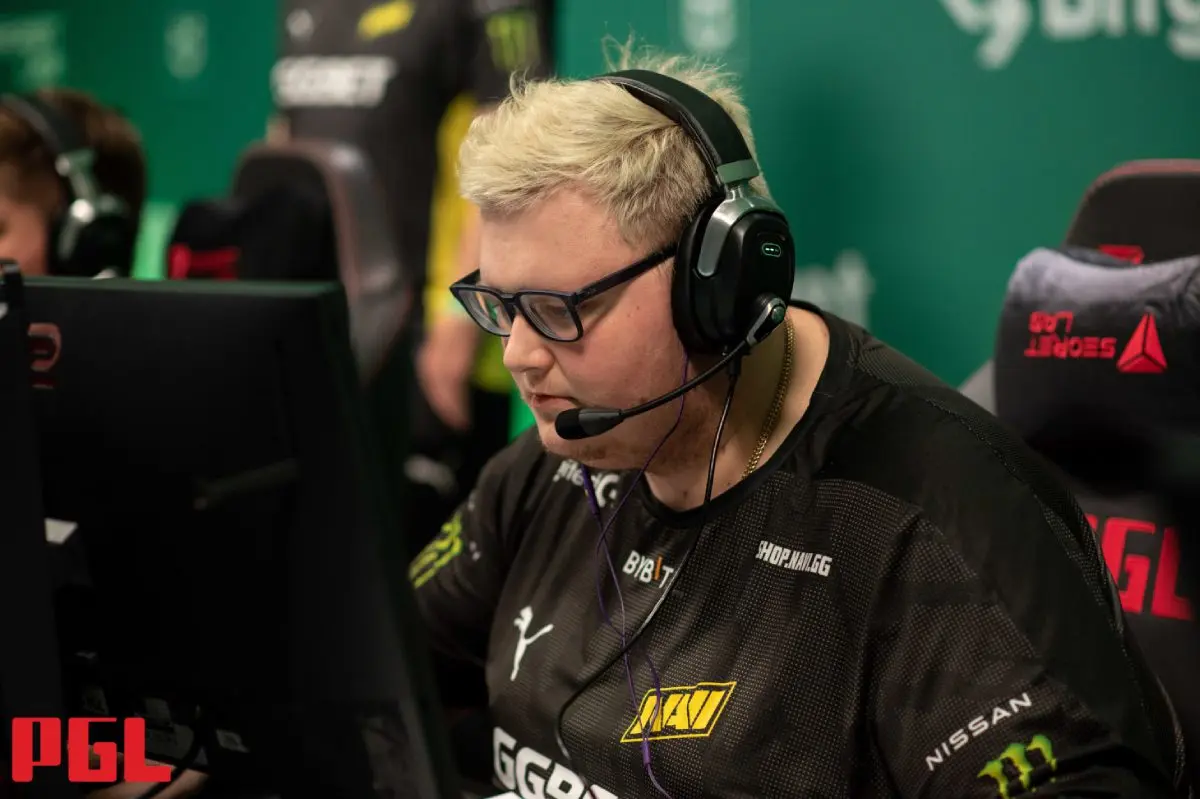 CS2: Boombl4 revela que NAVI ligava aumento de salário ao peso na balança