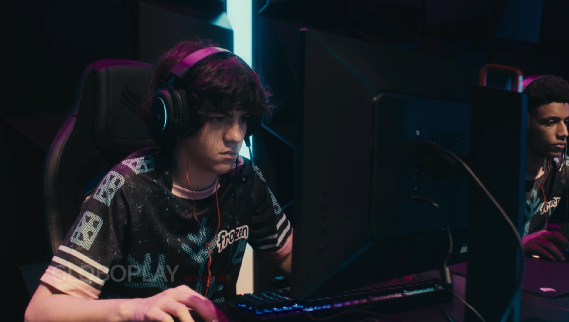 Família busca futuro nos eSports em “Dragon”, nova série da Globoplay com apoio de Pichau