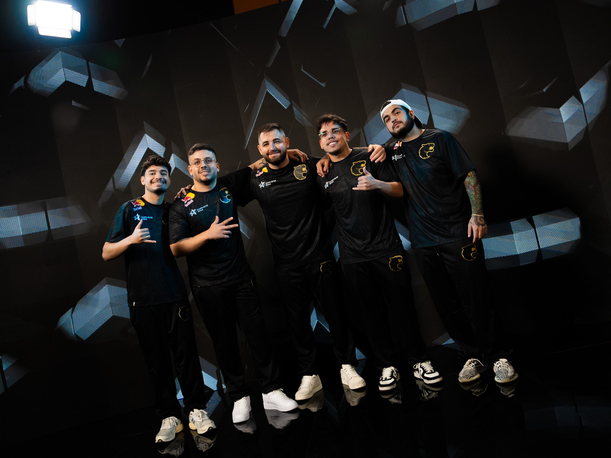 CS2: Nuke é Brasil! FURIA conquista vaga nos playoffs do Esports World Cup