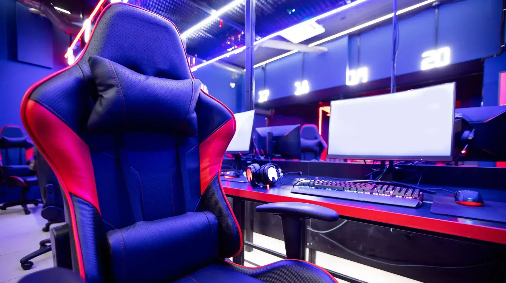 Pichau Master Prumo: 3 cadeiras gamers profissionais em promoção