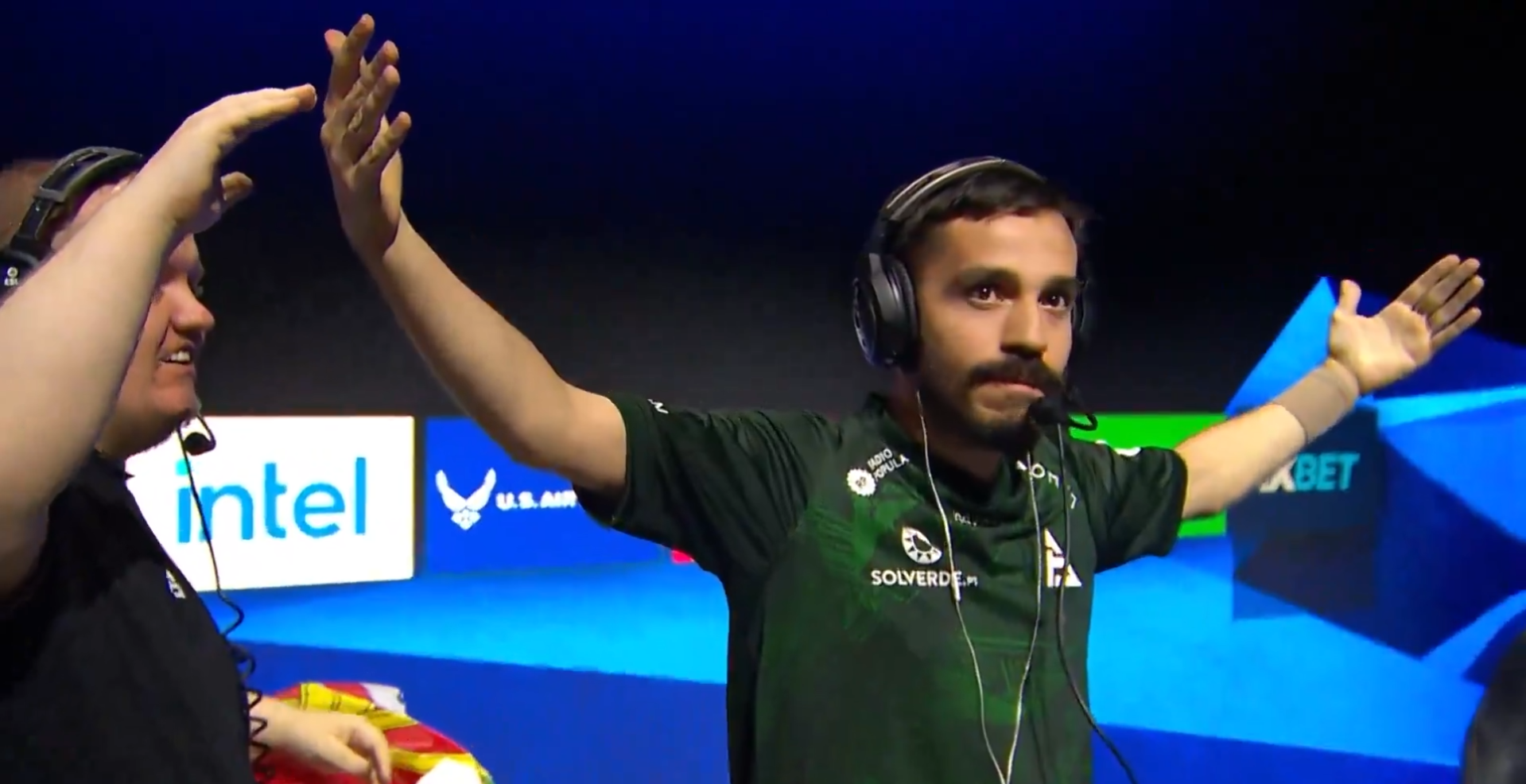 CS2: Casters se impressionam com jogada do capitão da SAW